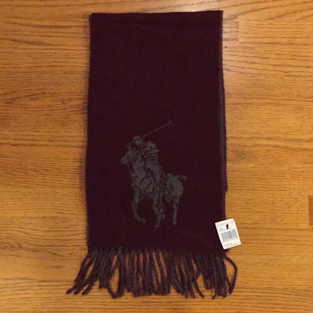 NWOT REVERSIBLE RALPH LAUREN WOOL SCARF